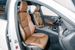 Volvo XC60 B5 AWD Inscription Luxury Edition - photo 18