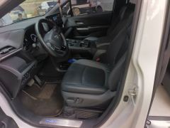 Toyota Sienna 2.5L Hybrid Prestige Edition - photo 17