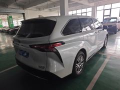 Toyota Sienna 2.5L Hybrid Prestige Edition - photo 7