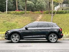 Audi Q5L 40 TFSI Stylish Sporty Edition - ფოტო 9