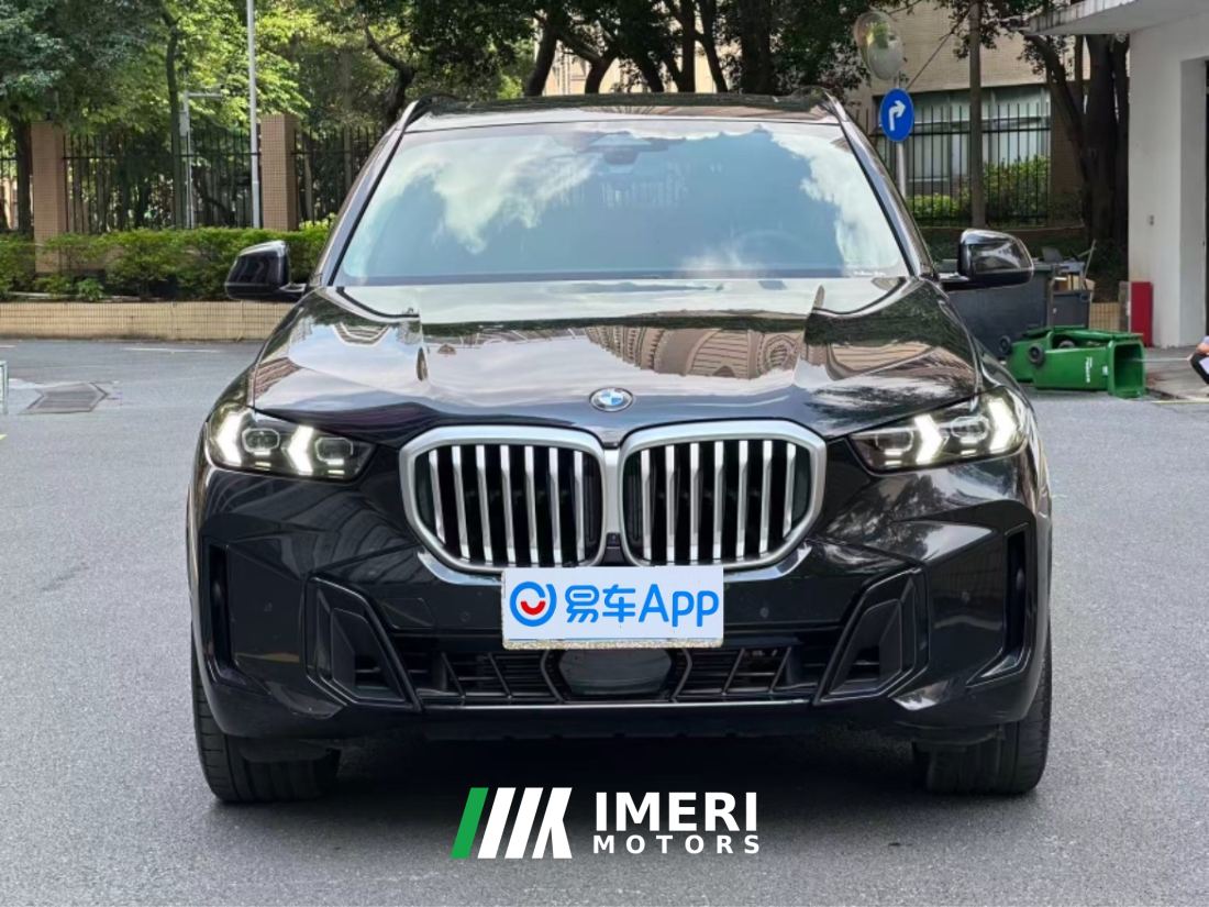 BMW X5 xDrive30Li Deluxe VersionM - автомобиль из Китая