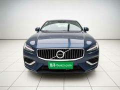 Volvo S60 B4 Intelligent Remote Luxury Edition - ფოტო 2