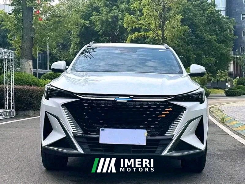 Oshan X5 PLUS Facelift 1.5T Pioneer - car from China