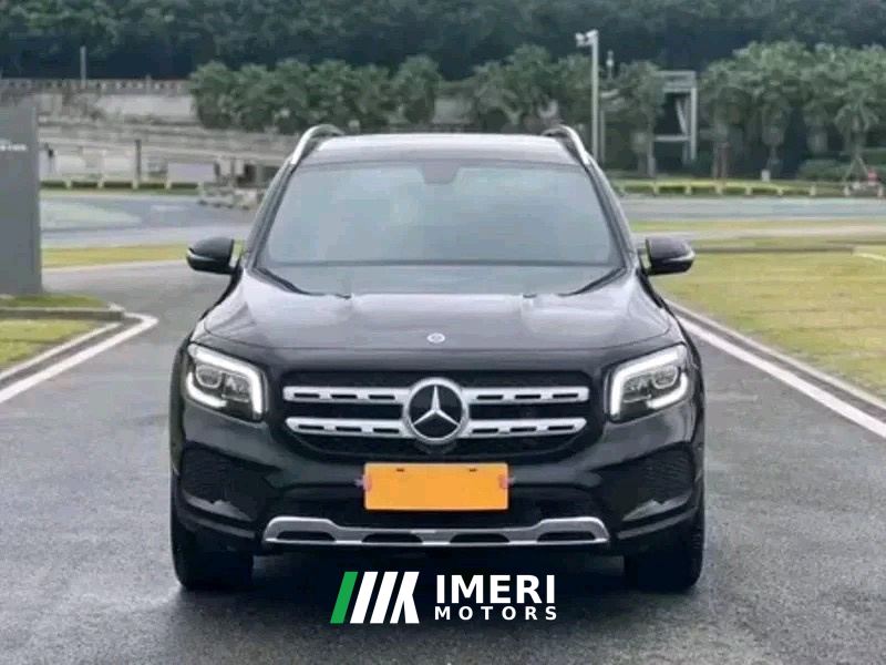 Mercedes-Benz GLB 220 Fashion Edition