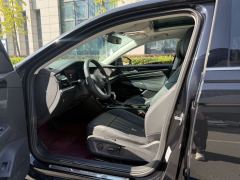 Volkswagen Passat Distinguished Edition 380TSI Starry Sky Dragon Edition - photo 9