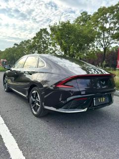 Wuling Starlight PHEV Edition 1.5L 150km Version - ფოტო 7