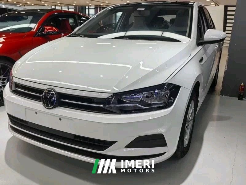 Volkswagen Polo Plus 1.5L Edition