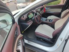 BYD Seal DM-i 1.5L 121km Prestigious Edition - photo 12
