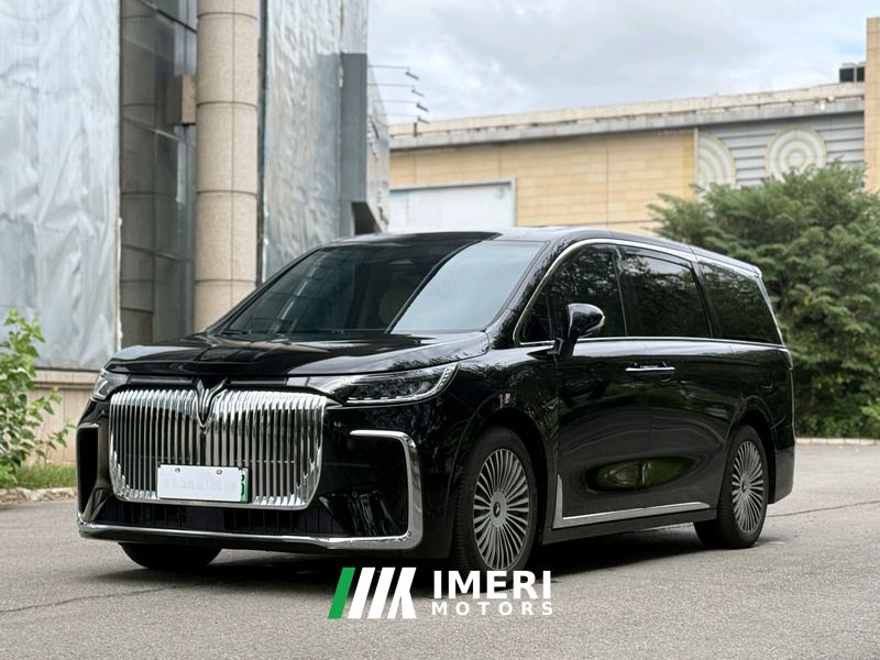 Voyah Dreamer Edition 1.5T 235km AWDFlagship Edition - автомобиль из Китая