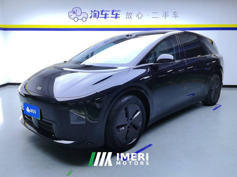 Li Auto i8 Standard Edition - автомобиль из Китая