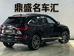 Audi Q5L quattro 45th Anniversary Heritage Edition 45 TFSI Luxury Dynamic Edition - фото 4