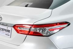 Toyota Camry 2.0G Luxury Edition - ფოტო 8