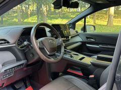 Toyota Sienna 2.5L Hybrid Platinum Edition - ფოტო 14