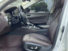 BMW 5 Series 530Li Premier Luxury Package - фото 6