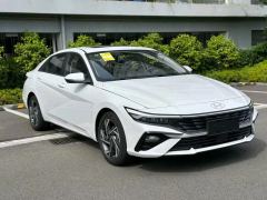 Hyundai Elantra 1.5L CVT Flagship Edition - фото 3
