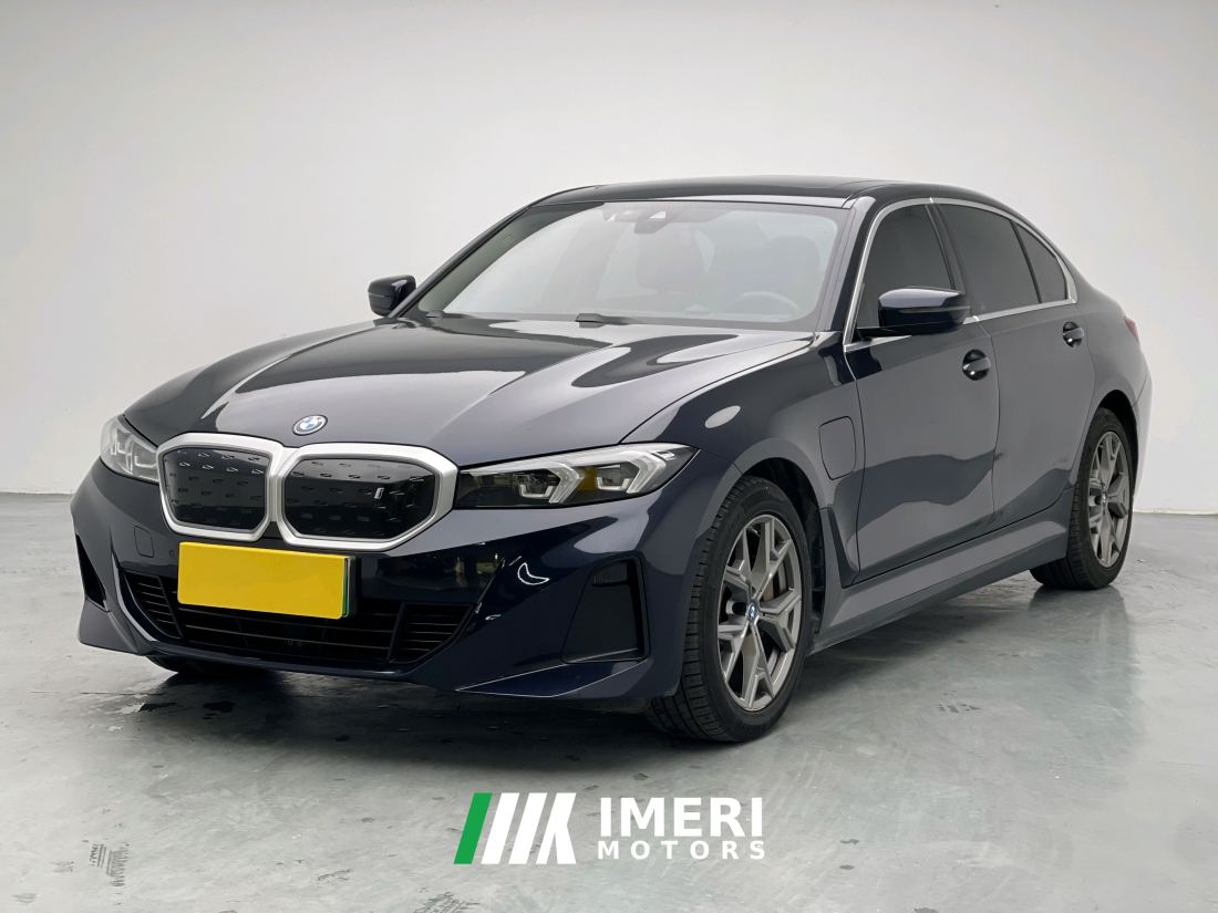 BMW i3 eDrive 35 L - car from China