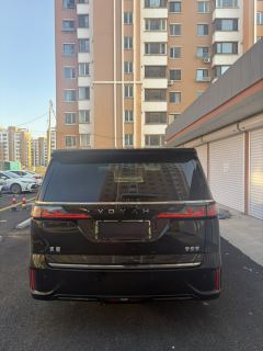 Voyah Dreamer PHEV version 1.5T 236km Ultra-Long Range Prestige Edition 7-seater - фото 6