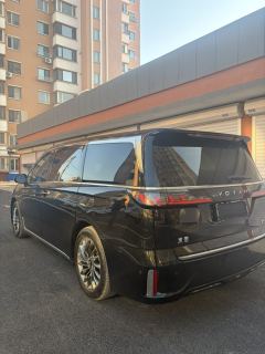 Voyah Dreamer PHEV version 1.5T 236km Ultra-Long Range Prestige Edition 7-seater - фото 7