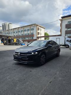 Volkswagen Magotan Edition 330TSI Luxury Version - фото 1