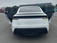 Tesla Model Y L 751km Long Range AWD - photo 11