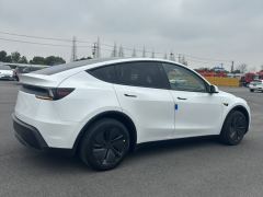 Tesla Model Y L 751km Long Range AWD - photo 14