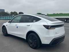 Tesla Model Y L 751km Long Range AWD - photo 15