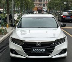Honda Accord 260TURBO Luxury Edition - фото 2