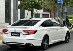 Honda Accord 260TURBO Luxury Edition - фото 9
