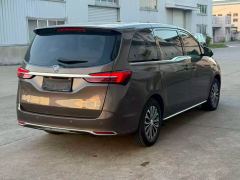 Buick GL8 652T Luxury Version 7 - ფოტო 9
