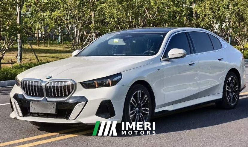 BMW 5 Series 530Li xDrive Luxury Edition - автомобиль из Китая