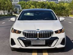 BMW 5 Series 530Li xDrive Luxury Edition - фото 2