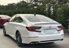 Honda Accord 260TURBO Premium Edition - photo 4