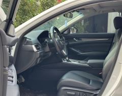 Honda Accord 260TURBO Premium Edition - photo 7