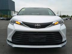 Toyota Sienna Dual-Engine 2.5L 4WD Luxury Edition - ფოტო 2