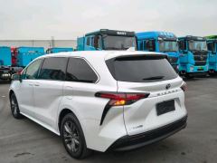 Toyota Sienna Dual-Engine 2.5L 4WD Luxury Edition - ფოტო 7