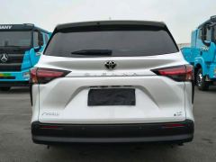 Toyota Sienna Dual-Engine 2.5L 4WD Luxury Edition - ფოტო 8