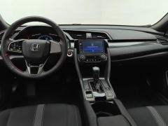 Honda Civic HATCHBACK 220TURBO CVT - ფოტო 16