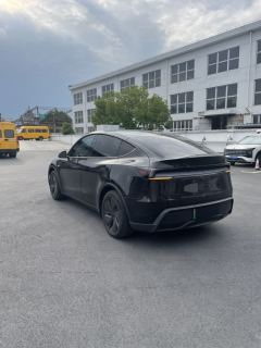Tesla Model Y 750km Long Range AWD - photo 8