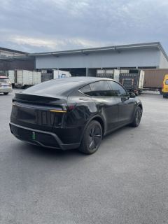 Tesla Model Y 750km Long Range AWD - photo 9
