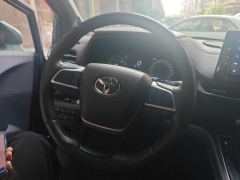 Toyota Sienna Dual-Engine 2.5L Platinum Edition - ფოტო 18