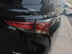Toyota Sienna Dual-Engine 2.5L Platinum Edition - ფოტო 5