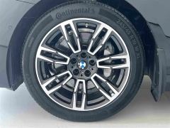 BMW 5 Series 530Li Premier M Sport Package - фото 11