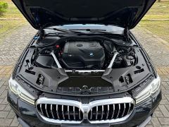 BMW 5 Series 530Li Premier M Sport Package - фото 11