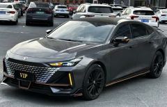 Changan UNI-V 1.5T 500Bar Premium Edition - ფოტო 1
