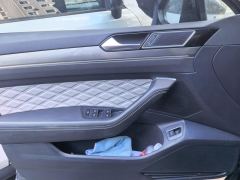 Volkswagen Magotan 2 Million Edition 330TSI Leading Edition - фото 12