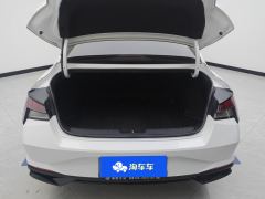 Hyundai Elantra 1.5L CVT Prestige Edition - фото 7