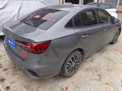 Roewe MG i5 1.5L CVT Platinum Edition - ფოტო 2