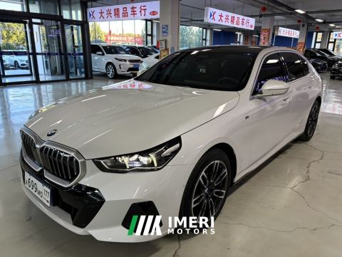 2025 BMW 5 Series 525Li M Sport Package - ავტომობილი ჩინეთიდან