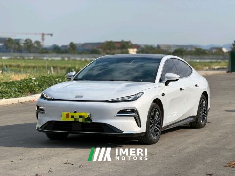 2025 Geely Galaxy Star Shine 8 EM-i 1.5L 130km Prestige Edition - автомобиль из Китая