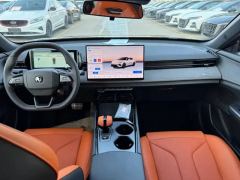 Changan UNI-V 1.5T 500Bar Luxury Edition - ფოტო 14